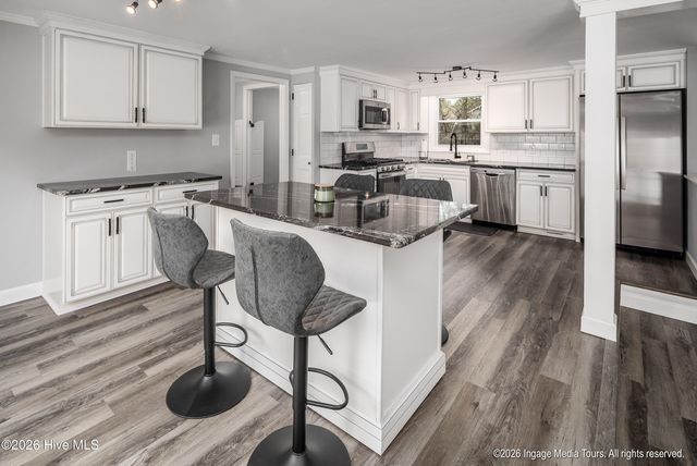 114 Country Place, Washington, NC 27889