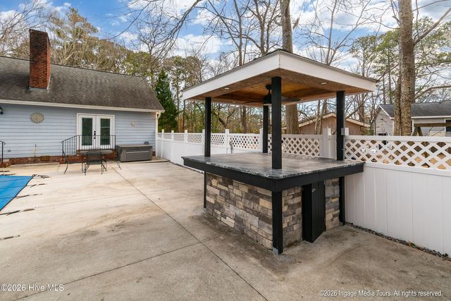 114 Country Place, Washington, NC 27889