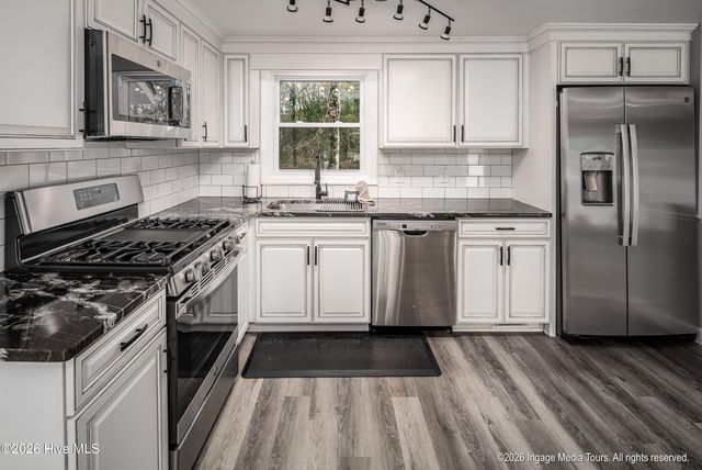 114 Country Place, Washington, NC 27889