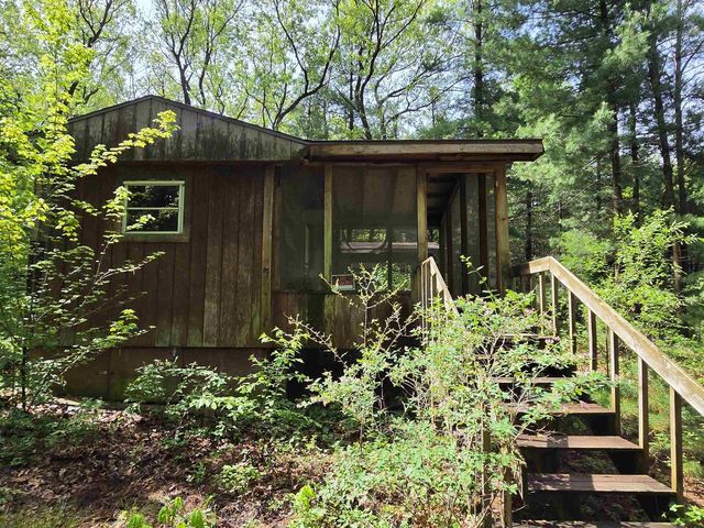 N5488 Black Road, Mauston, WI 53948