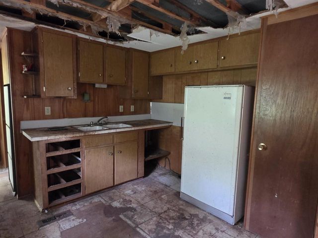 N5488 Black Road, Mauston, WI 53948