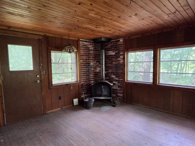 N5488 Black Road, Mauston, WI 53948