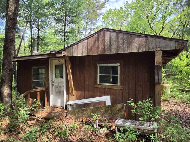 N5488 Black Road, Mauston, WI 53948