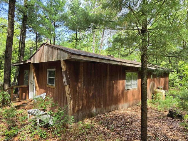 N5488 Black Road, Mauston, WI 53948