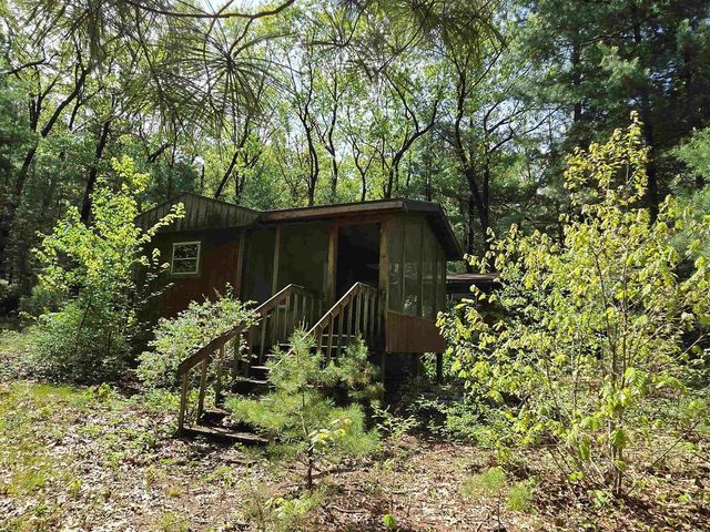 N5488 Black Road, Mauston, WI 53948
