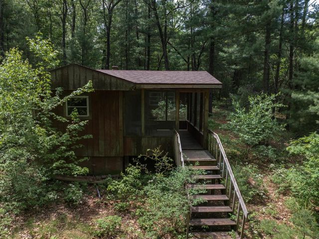N5488 Black Road, Mauston, WI 53948