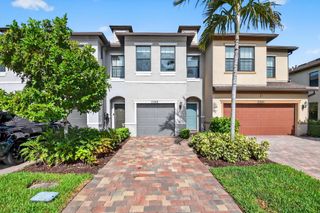 2362 Byron Street, Palm Springs, FL 33406