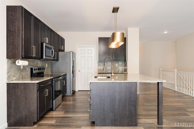 1157 Crystal Creek Parkway, Wentzville, MO 63385