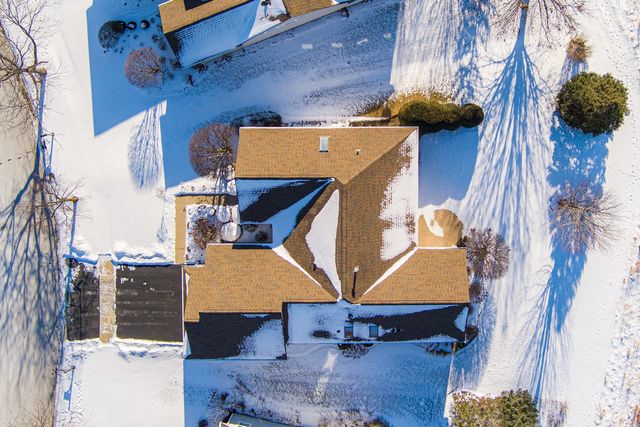 12149 Plum Grove Road, Huntley, IL 60142