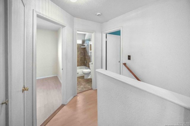 8226 Grand bnd, San Antonio, TX 78250