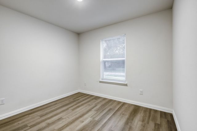 4229 Spring Avenue, Dallas, TX 75210