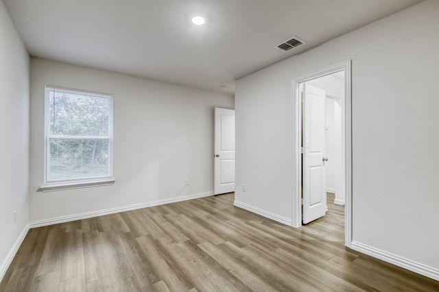 4229 Spring Avenue, Dallas, TX 75210