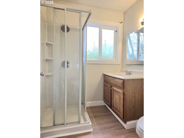 1330 N KILPATRICK St, Portland, OR 97217