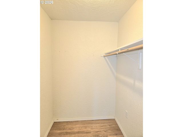 1330 N KILPATRICK St, Portland, OR 97217