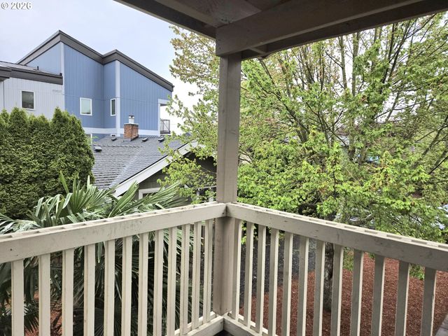 1330 N KILPATRICK St, Portland, OR 97217