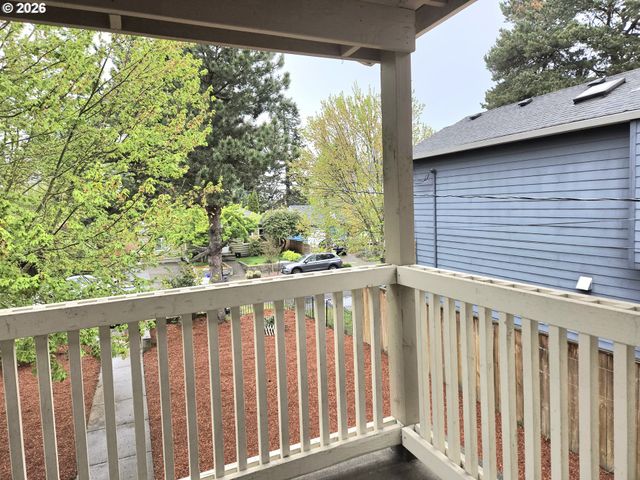 1330 N KILPATRICK St, Portland, OR 97217