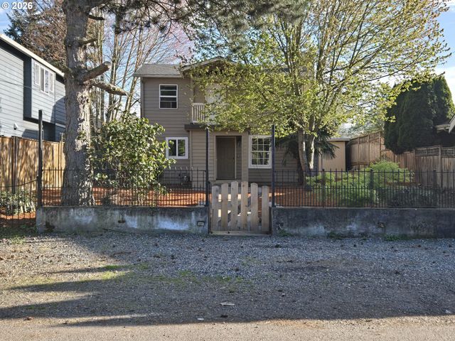 1330 N KILPATRICK St, Portland, OR 97217