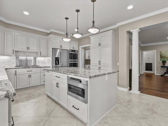 2436 Pebble Beach Drive, League City, TX 77573