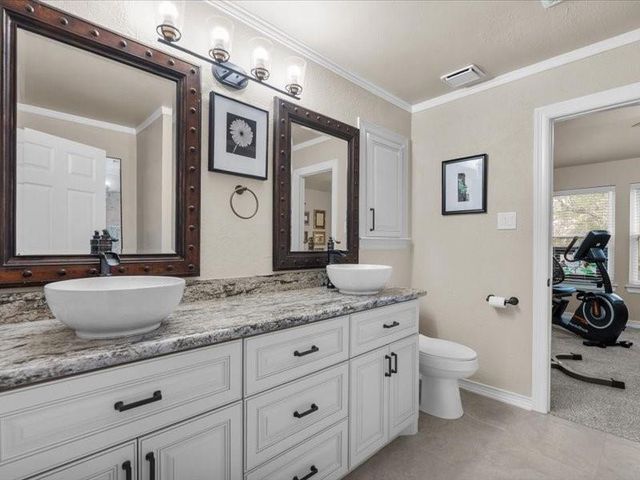 2436 Pebble Beach Drive, League City, TX 77573