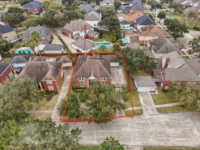 2436 Pebble Beach Drive, League City, TX 77573