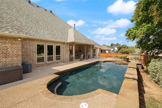 828 Sabine Trail, Mansfield, TX 76063