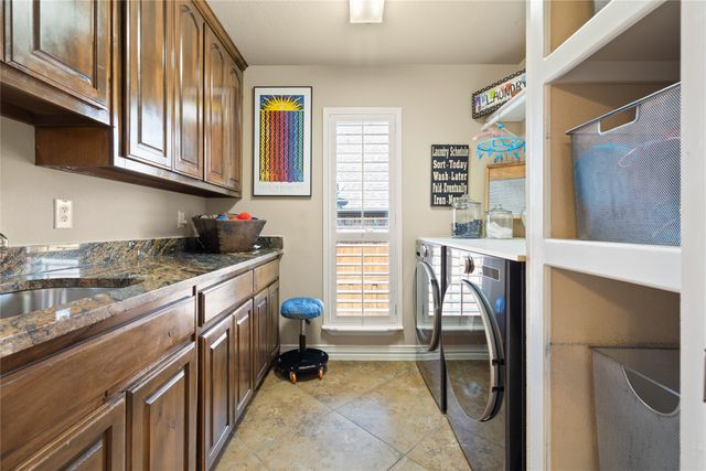 828 Sabine Trail, Mansfield, TX 76063