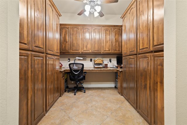 828 Sabine Trail, Mansfield, TX 76063