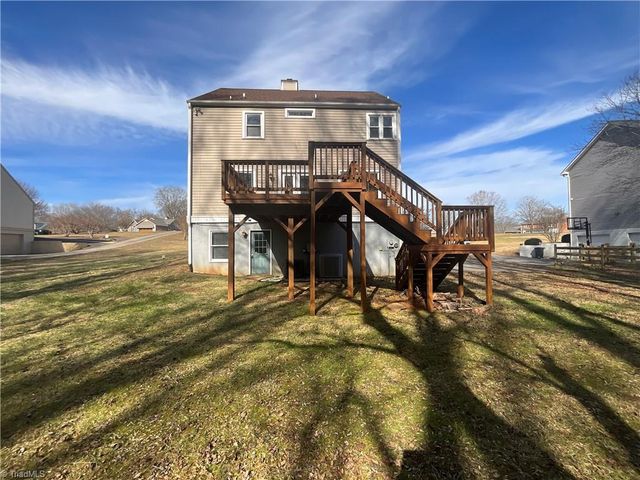 5716 Spice Meadow Lane, Winston-salem, NC 27106