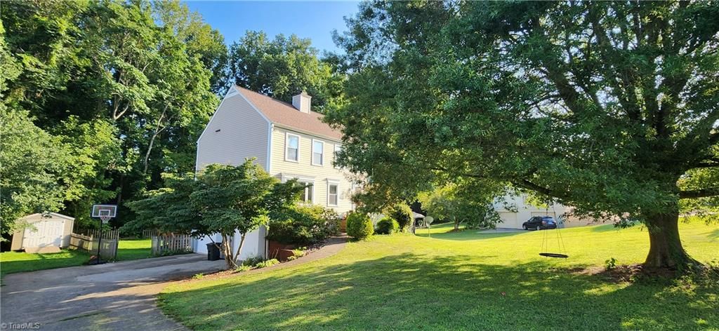 5716 Spice Meadow Lane, Winston-salem, NC 27106