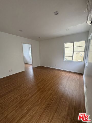 220 N Louise Street B, Glendale, CA 91206