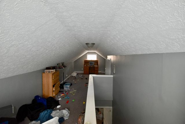 2242 Lexington Avenue, Columbus, OH 43211