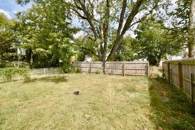 2242 Lexington Avenue, Columbus, OH 43211