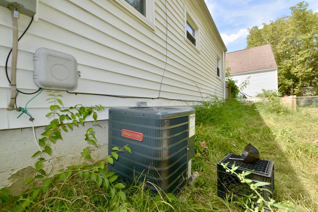 2242 Lexington Avenue, Columbus, OH 43211