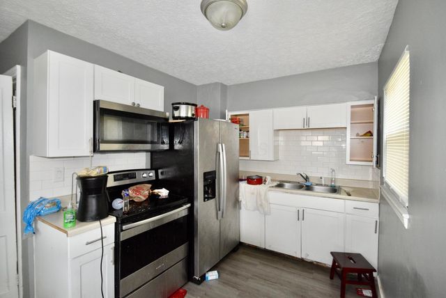 2242 Lexington Avenue, Columbus, OH 43211