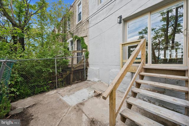 6736 LINMORE AVE, Philadelphia, PA 19142