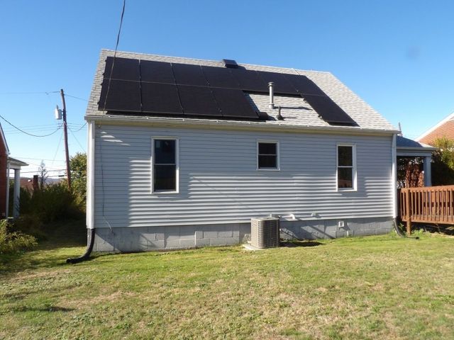808 Grand Ave, Aliquippa, PA 15001