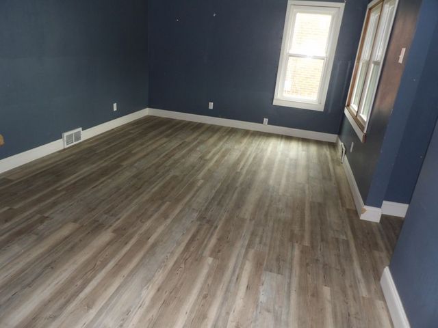 808 Grand Ave, Aliquippa, PA 15001