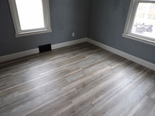 808 Grand Ave, Aliquippa, PA 15001