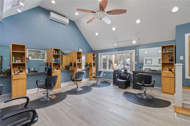 1181 Bay Road, Penfield, NY 14580