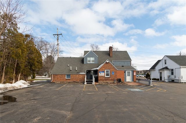 1181 Bay Road, Penfield, NY 14580