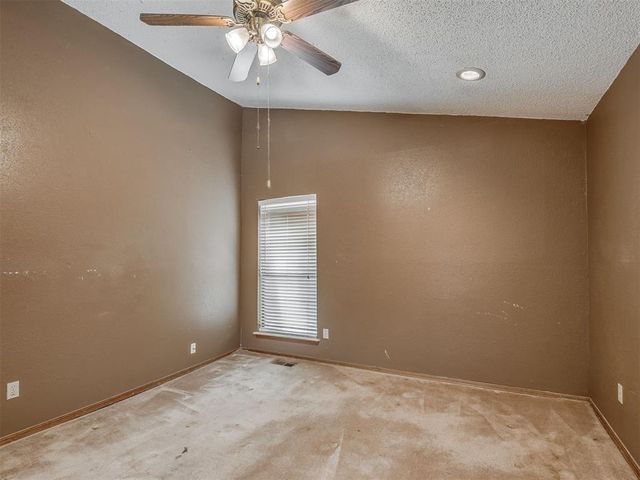 11220 NW 112th Street, Yukon, OK 73099