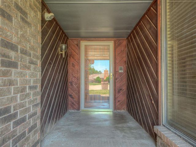 11220 NW 112th Street, Yukon, OK 73099