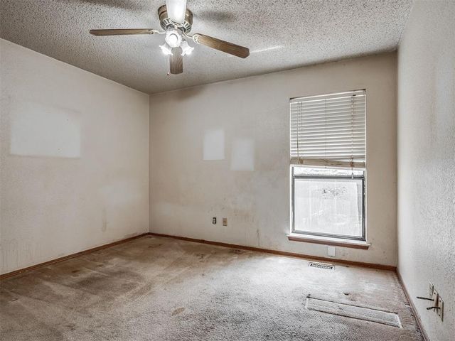 11220 NW 112th Street, Yukon, OK 73099