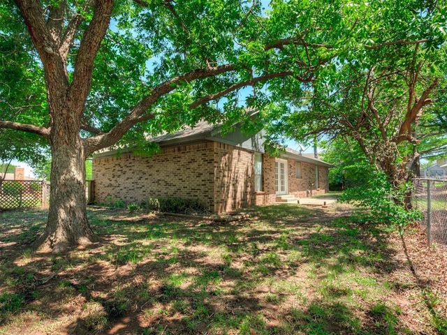 11220 NW 112th Street, Yukon, OK 73099