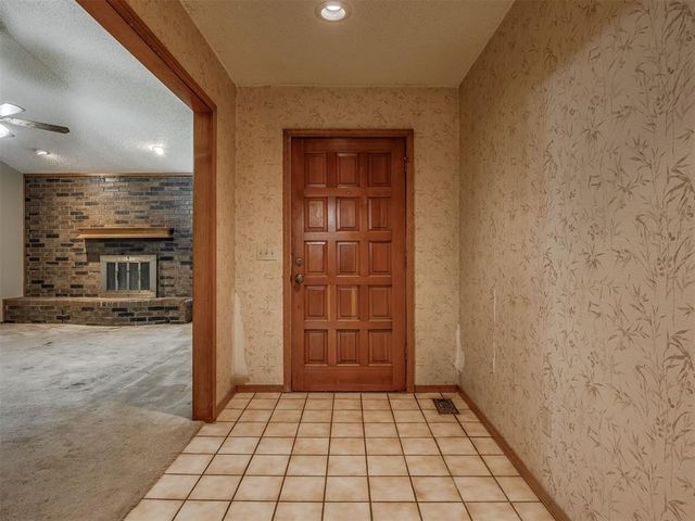 11220 NW 112th Street, Yukon, OK 73099