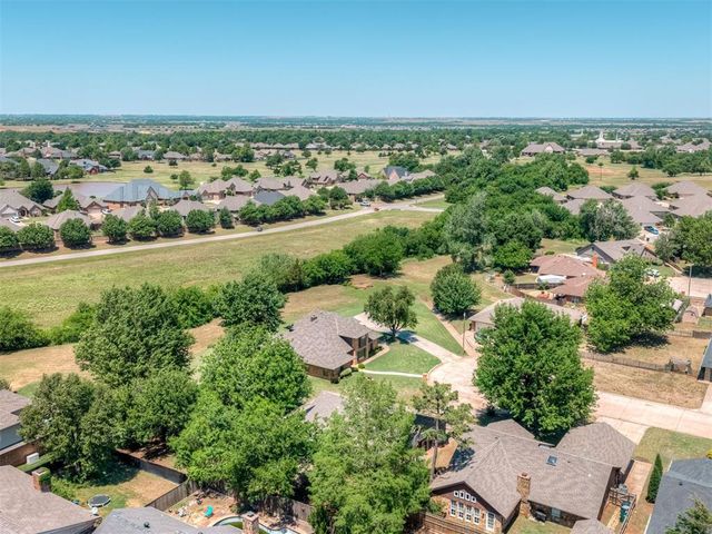 11220 NW 112th Street, Yukon, OK 73099