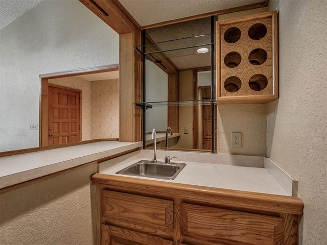11220 NW 112th Street, Yukon, OK 73099