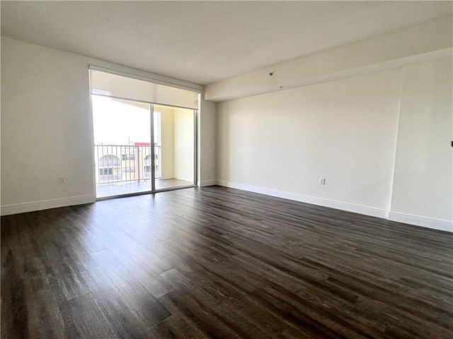 18335 NW 68 Avenue 245-616, Hialeah, FL 33015