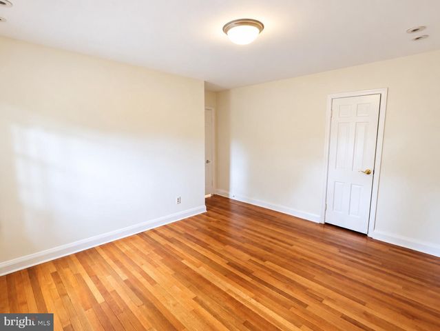 708 DRYDEN DR, Baltimore, MD 21229