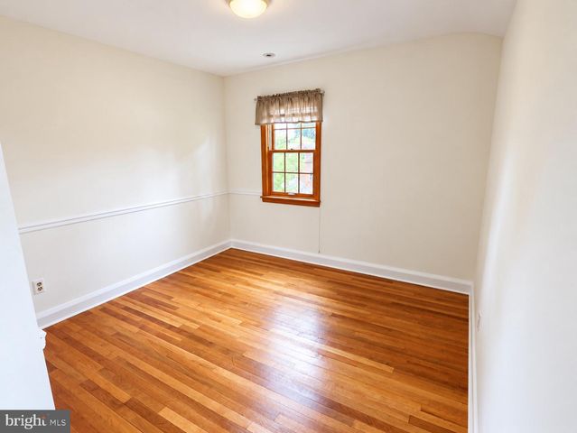 708 DRYDEN DR, Baltimore, MD 21229